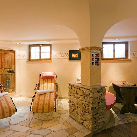 Chalet Tschallener Риед им Оберинтал Екстериор снимка